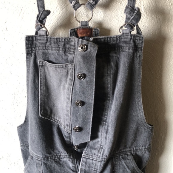 Gray cactus 🌵 overalls with front pocket panels; hidden buttons are intact. - Picture 8 of 16